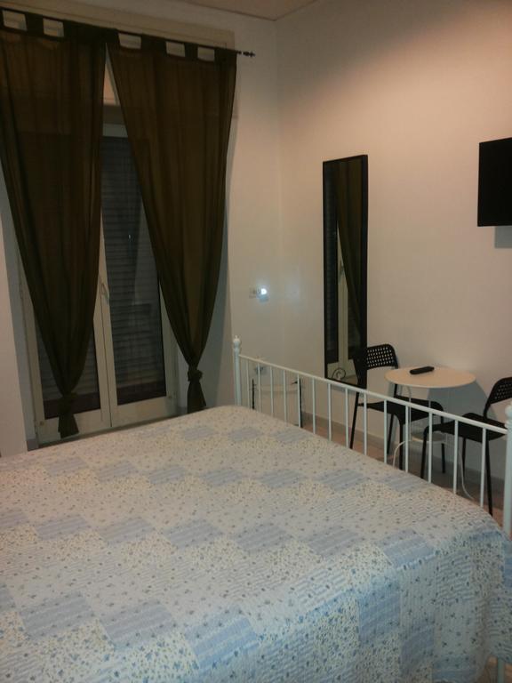 Antica Dimora Naples Bed & Breakfast Room photo